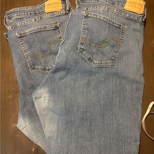 Signature by Levi Strauss Women’s Blue Jeans